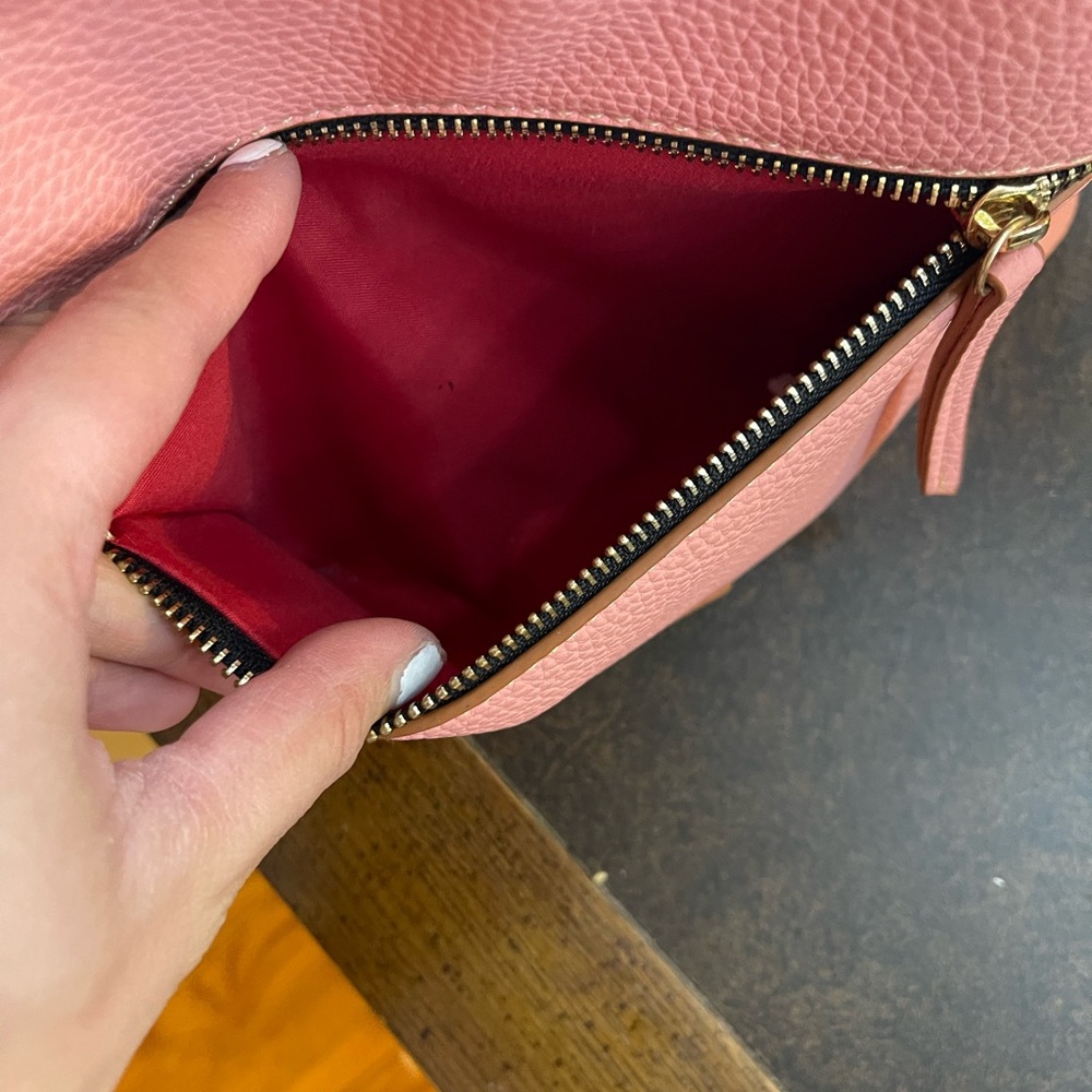Handbag - Picture 6 of 6